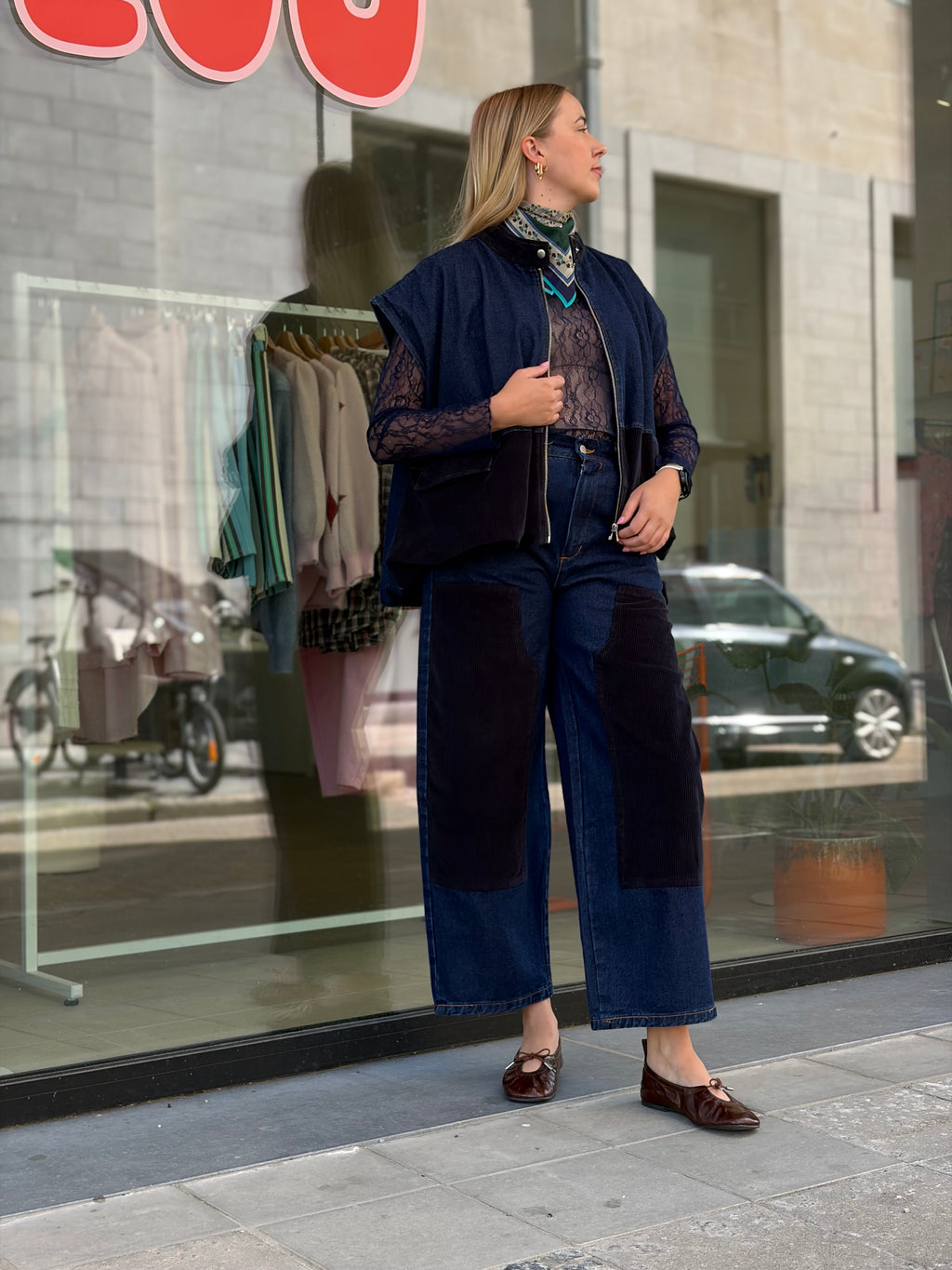 Alibana Navy Lace Top