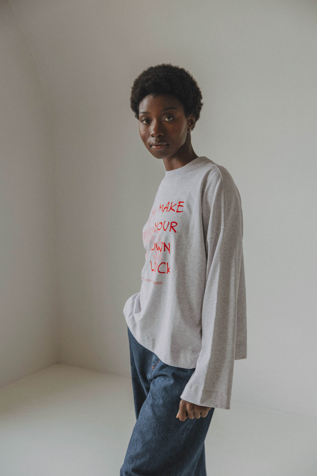 Mimosa Tee LongSleeve Light grey “Make your own luck” Print