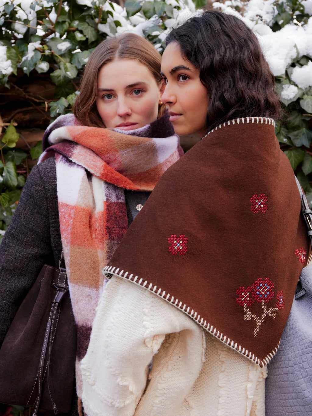 Flotile Triangle Scarf Wool Hot Fudge Brown